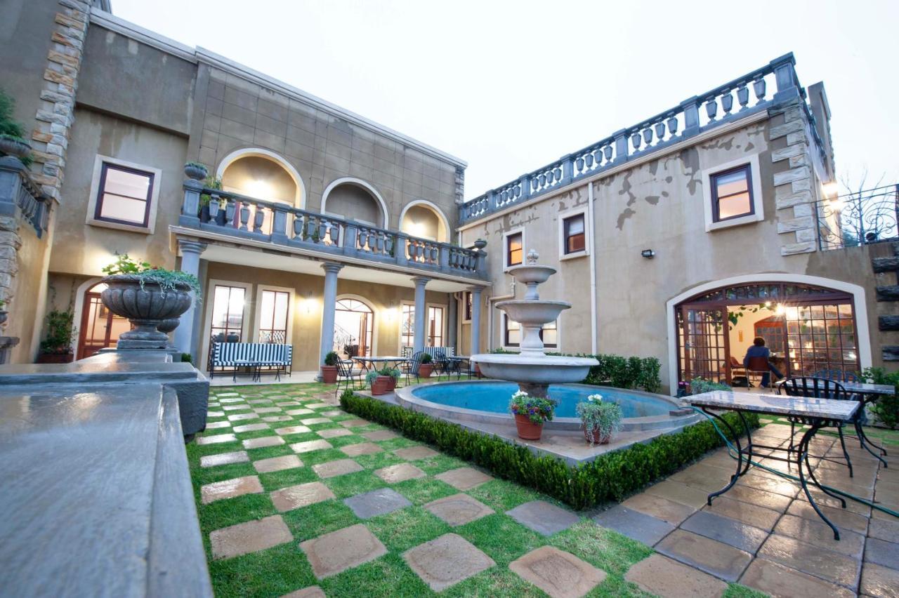 Il Castello Hotell Clarens Eksteriør bilde