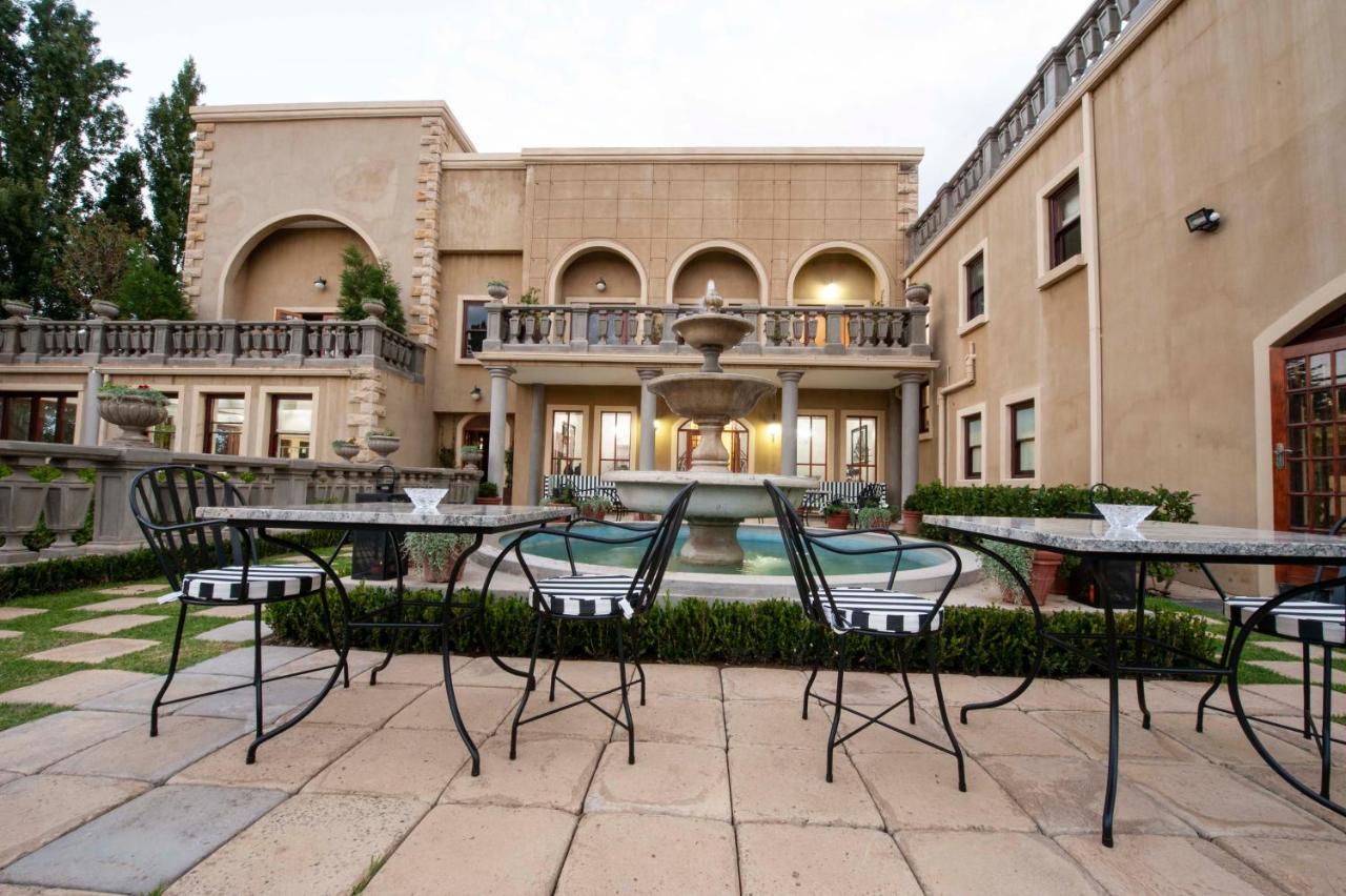 Il Castello Hotell Clarens Eksteriør bilde
