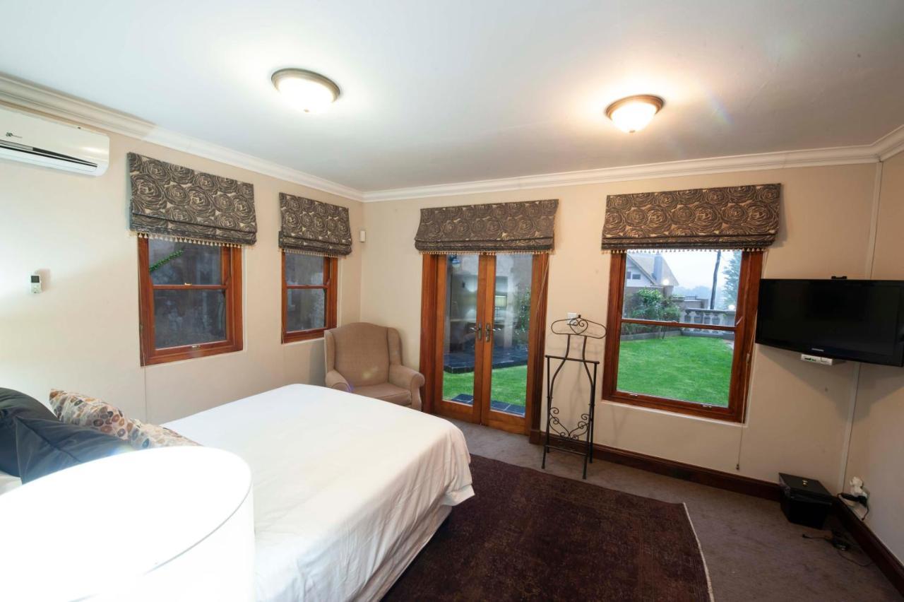 Il Castello Hotell Clarens Eksteriør bilde