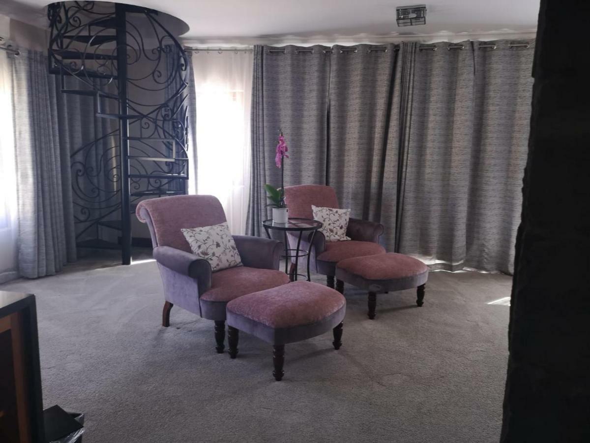 Il Castello Hotell Clarens Eksteriør bilde